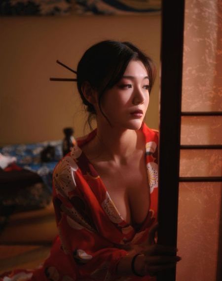 日韩极品女老师_国产剧HD在线观看