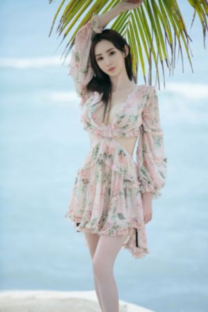 国产美女主播在线大秀_4K电影完整版在线观看